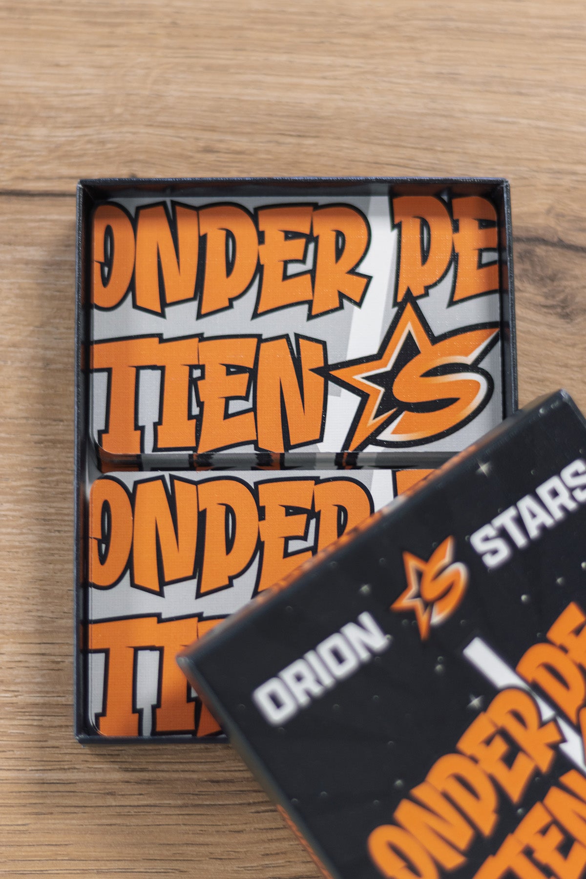 Onder de 10! Kaartspel