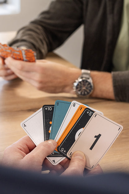 Onder de 10! Kaartspel